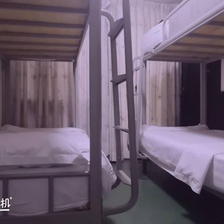 Central Vienna Hotel Viêng Chăn Ngoại thất bức ảnh